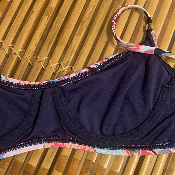 NWT Beach House swim top - Picture 3 of 4